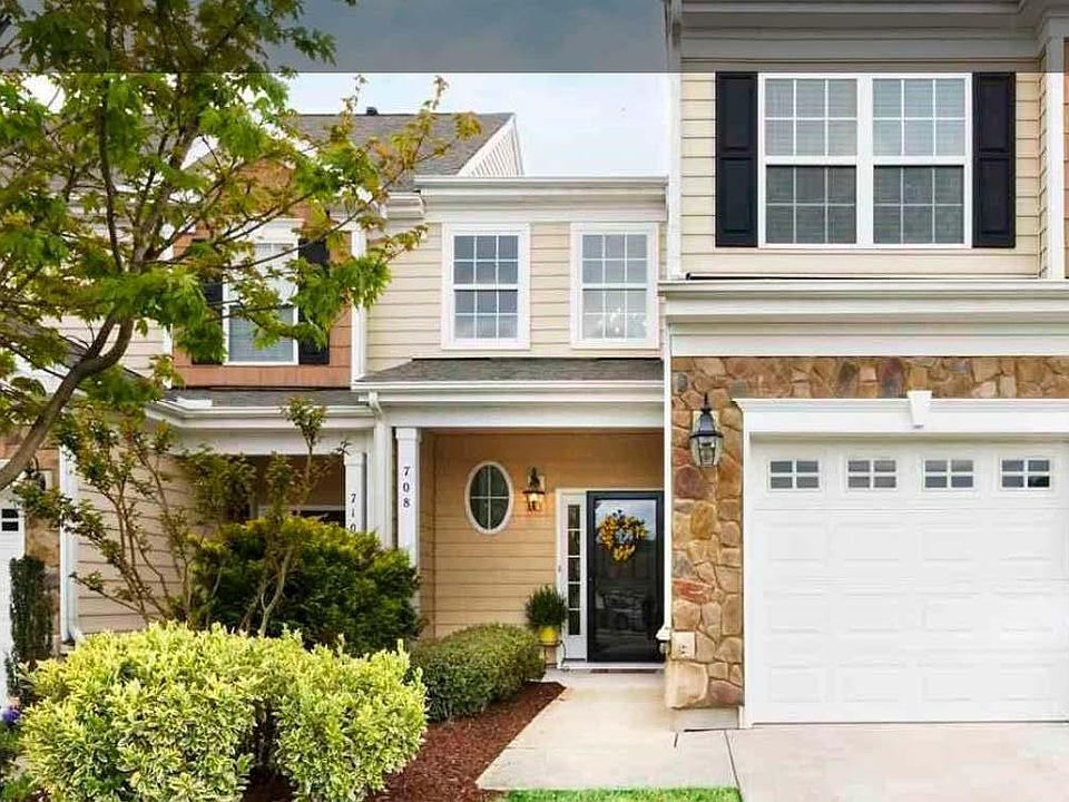1st image of 708 Broward Ln