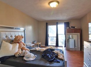 52 Sargent Ave APT 1A, Somerville, MA 02145