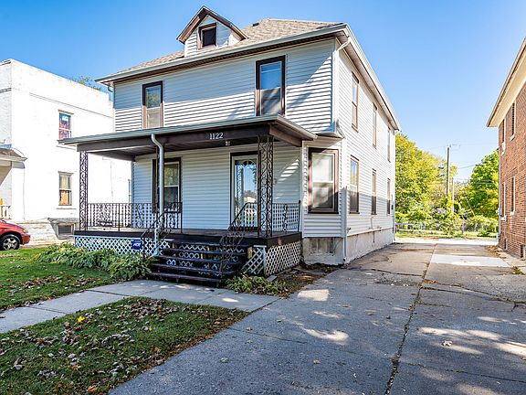 3rd image of 1122 West St