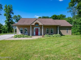 243 Lucas Dr, Brandenburg, KY 40108