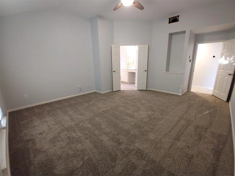 8911 Starlamp Ln — Photo 16