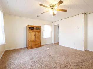 1119 31st St NE, Cedar Rapids, IA 52402