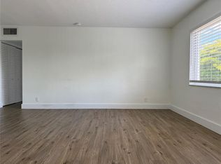 1857 Jefferson St #305, Hollywood, FL 33020