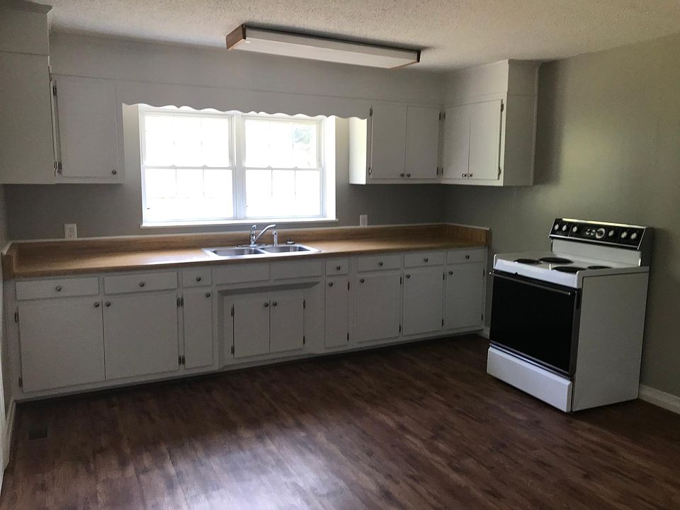 1st image of 512 Amelia Ave