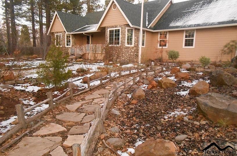 1st image of 33925 Ponderosa Way
