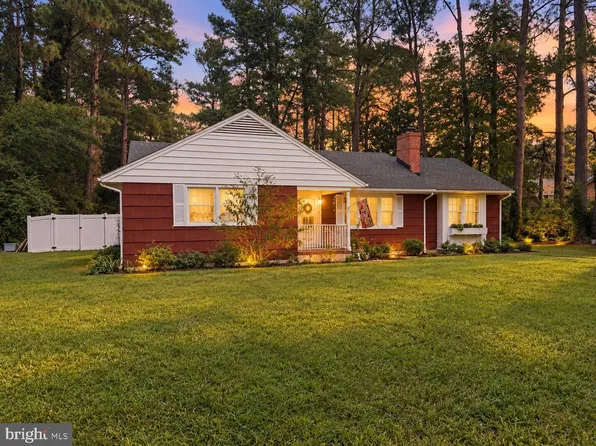 5917 Steffe Dr, Snow Hill, MD 21863