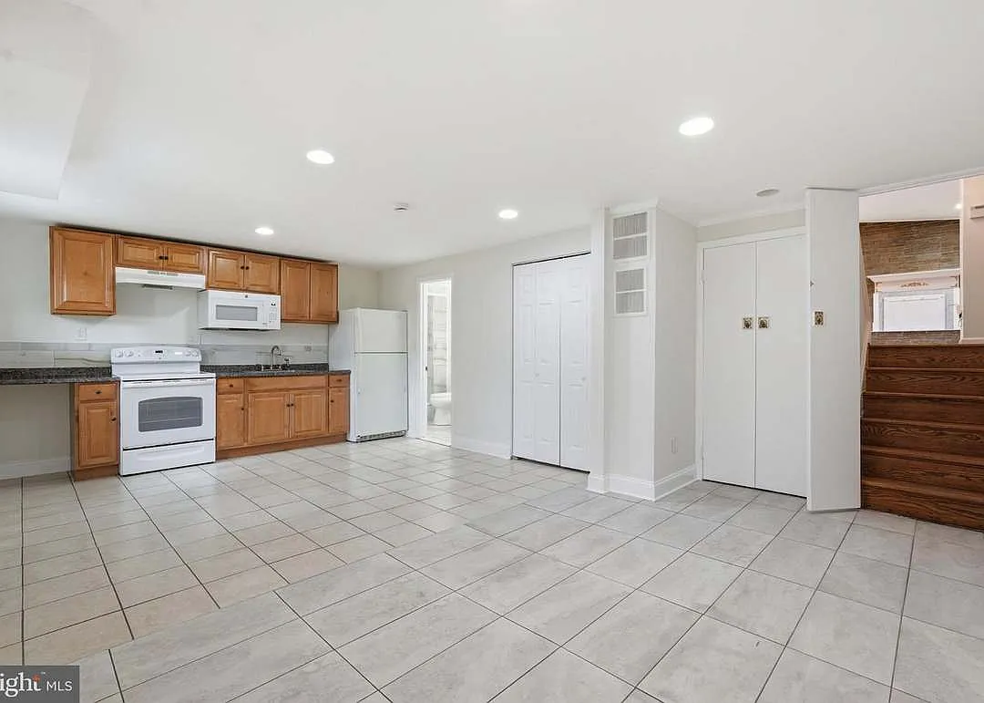 1 bed, 600 sqft, $1,800 — Photo 1