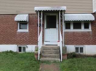 922 Kingsman Rd, Upper Chichester, PA 19061