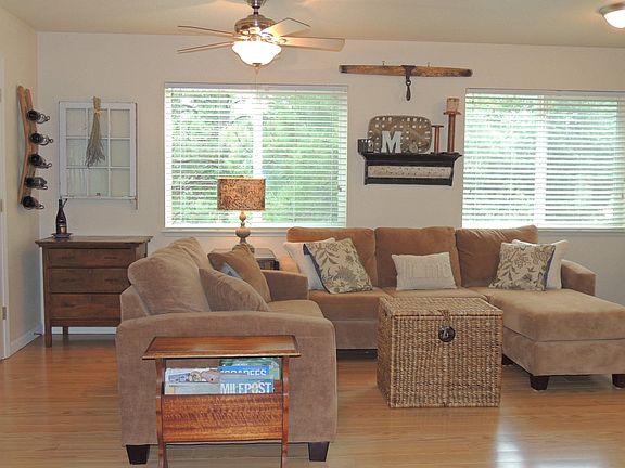 5th image of 19614 Cottonwood St #214