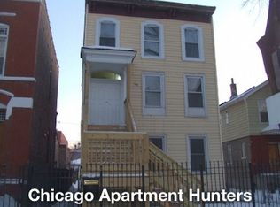 1733 W Superior St, Chicago, IL 60622