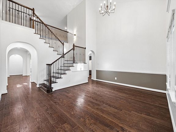3rd image of 17702 Kathywood Dr