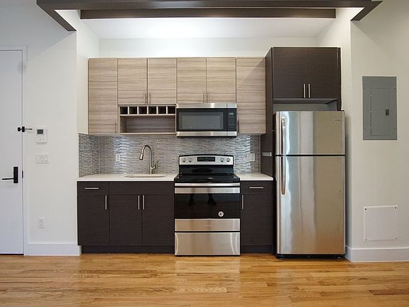 2nd image of 228 Bushwick Ave #C2