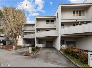 5 Batts Hill Rd #5, New Bern, NC 28562