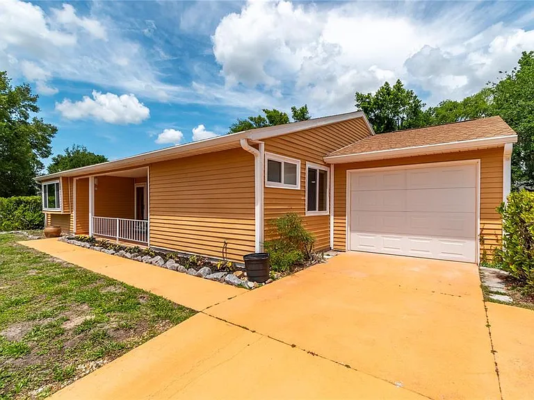 10886 SW 90th Ter — Photo 3