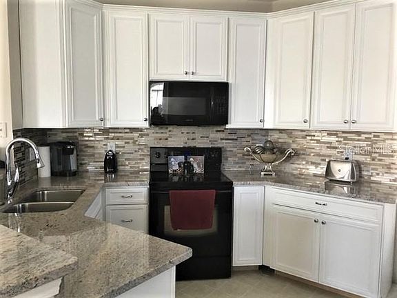 5th image of 18064 Villa Creek Dr #18064