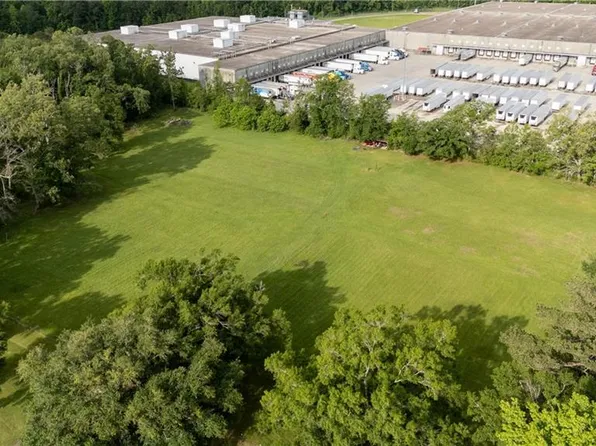 Pete Nicolosi Dr, Hammond, LA 70403