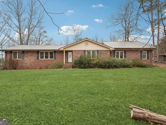 5476 Conns Creek Rd, Ball Ground, GA 30107
