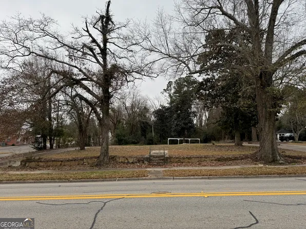 421 W Church St, Sandersville, GA 31082