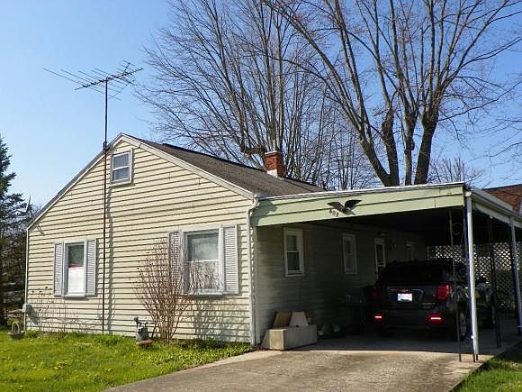 2nd image of 600 Catherine St