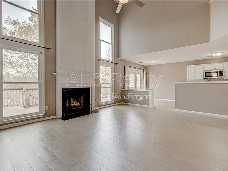 2540 Alvecot Cir — Photo 35