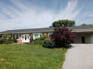 128 Fenwick Dr, Martinsburg, WV