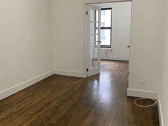 3rd image of 411 W 48th St #2R