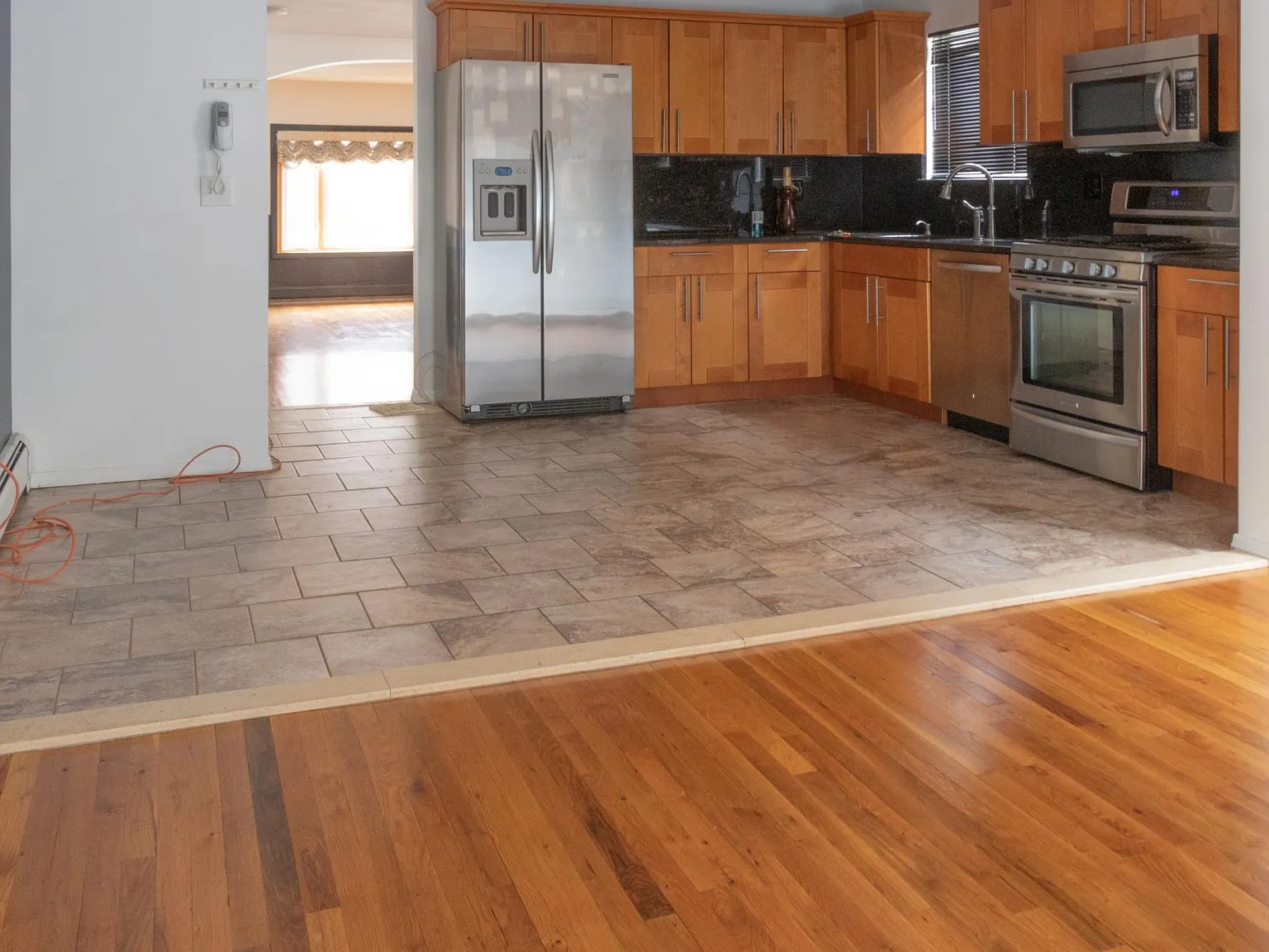 3 bed, 1584 sqft, $3,600 — Photo 4