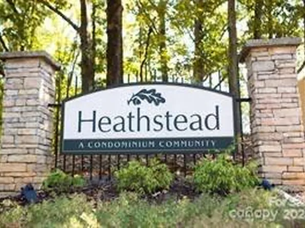 6132 Heath Ridge Ct, Charlotte, NC 28210