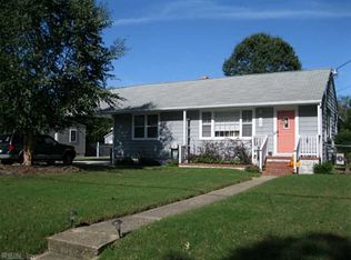 12 Rutledge Rd, Newport News, VA 23601