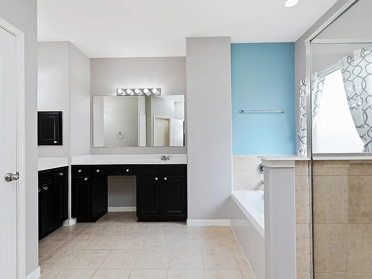 602 Blue Oasis Ct — Photo 35
