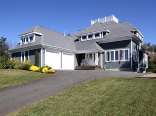 19 Blueberry Ave, Provincetown, MA 02657