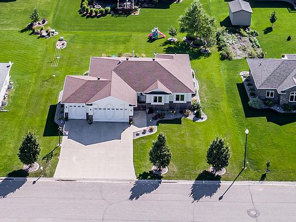 5 Bedroom/ 3 Bath home!
