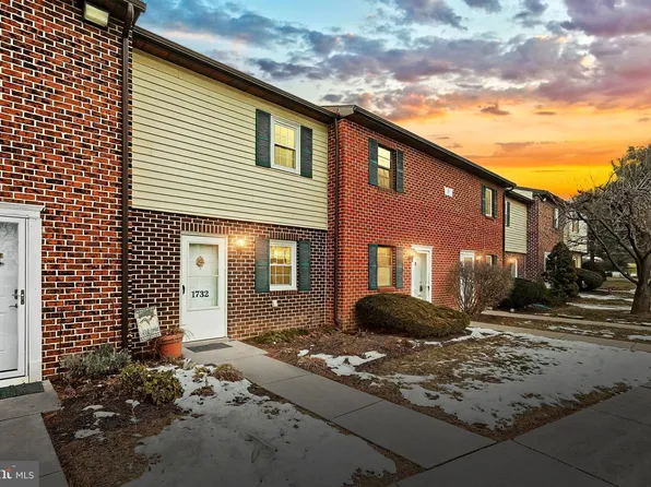 1732 Baron Dr, York, PA 17408