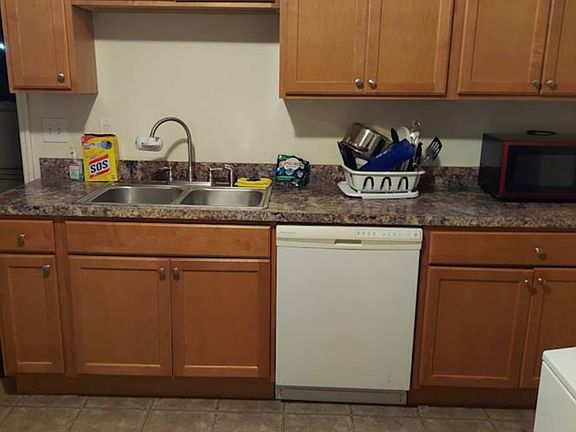 2nd image of 3 Valley Rd Floor 2