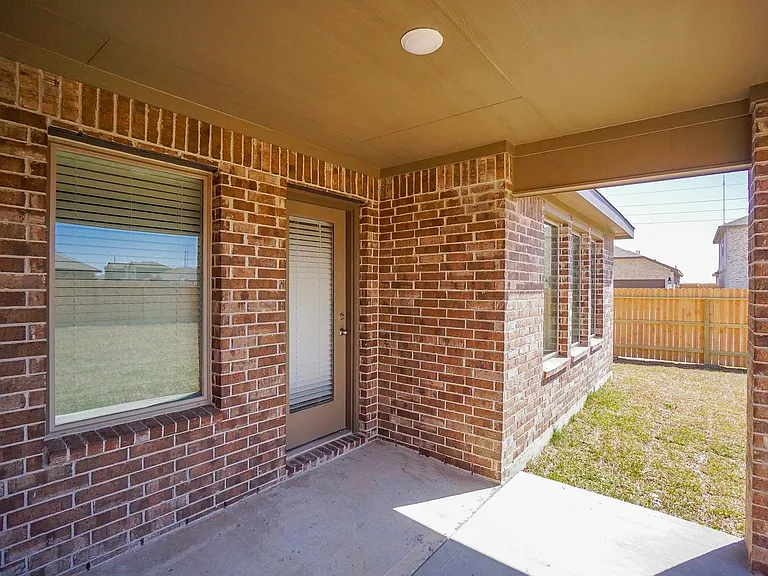 3318 Parker Trace Dr — Photo 29