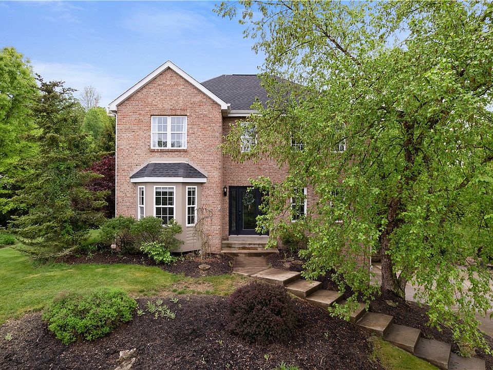 1st image of 1044 S Lake Dr
