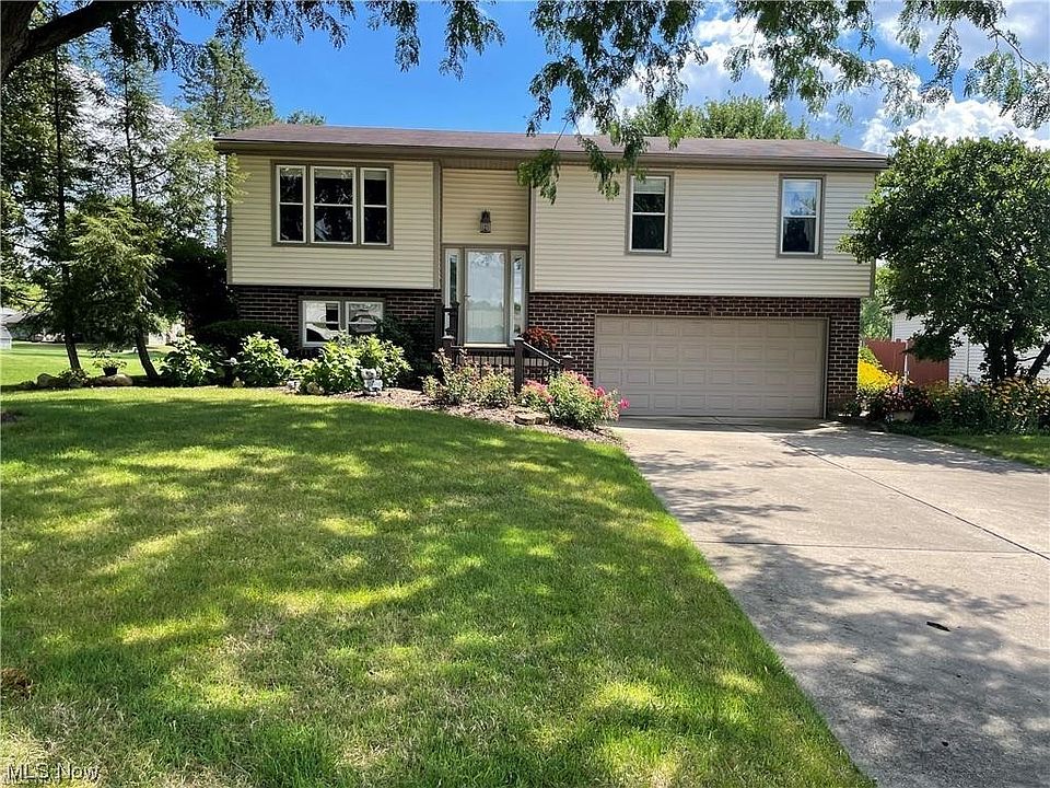 1st image of 467 Garden Valley Dr