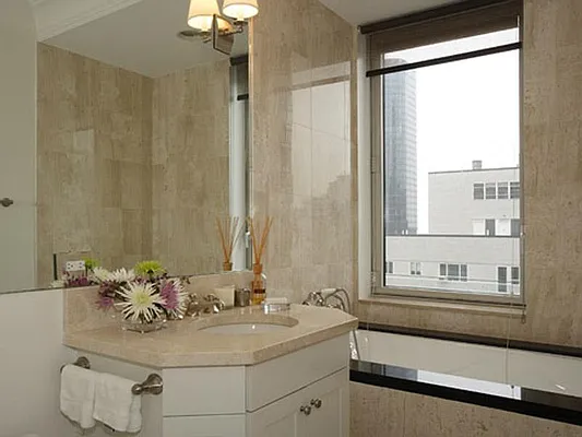 Sold by Sotheby's International Realty | media 4