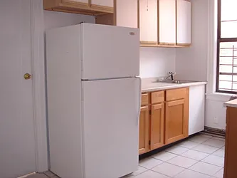 Rented by Metroline Realty