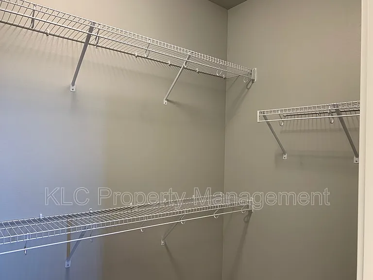 780 McIntosh Ct NE — Photo 12