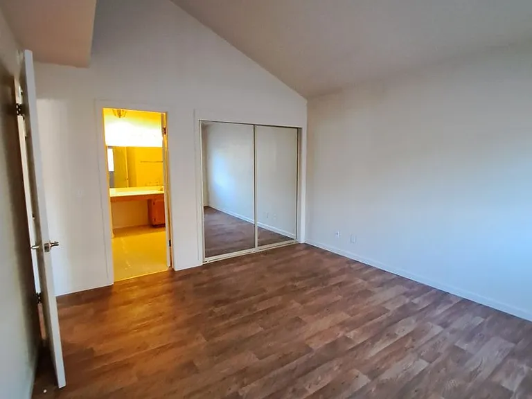 801 Capistrano Dr — Photo 16