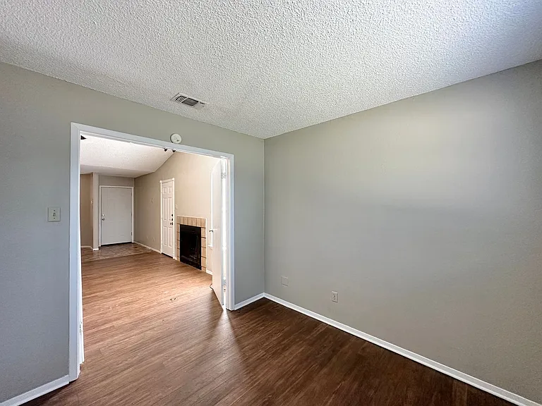 3708 Trotwood Trl — Photo 12