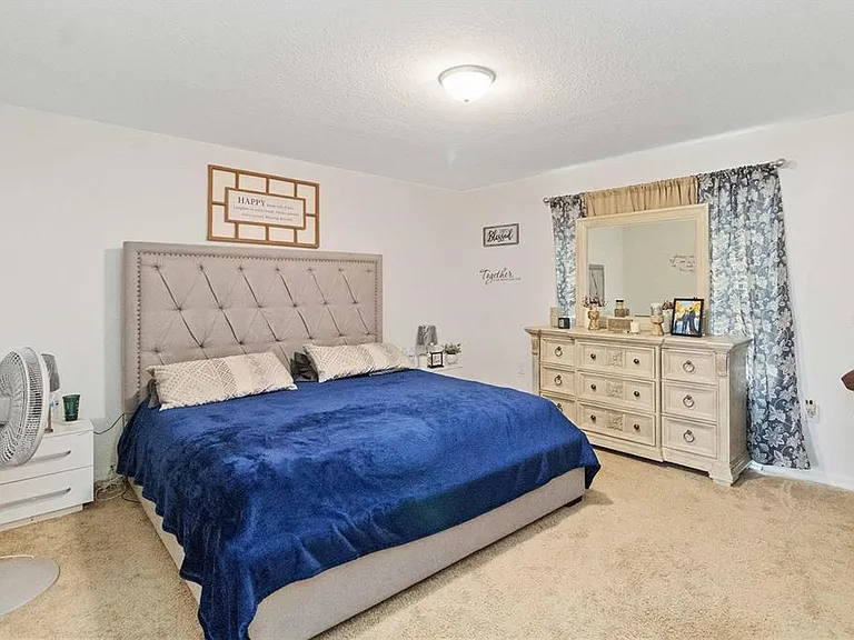 592 Madison Dr — Photo 11