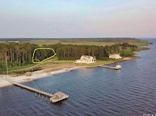 100 Captains Way, Powells Pt, NC 27966