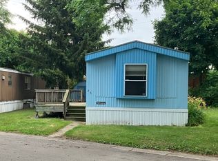 26 College Dr #26, Auburn Hills, MI 48326