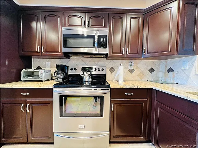 9400 S Ocean Dr #201B — Photo 7
