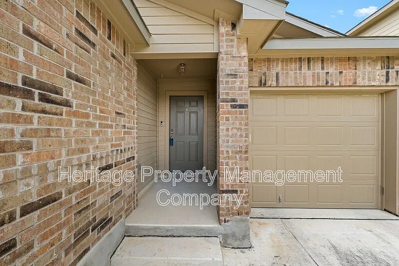 3 bed, 2.0 bath, 1182 sqft, $1,550 — Photo 3