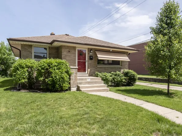 2208 South 110th STREET, West Allis, WI 53227