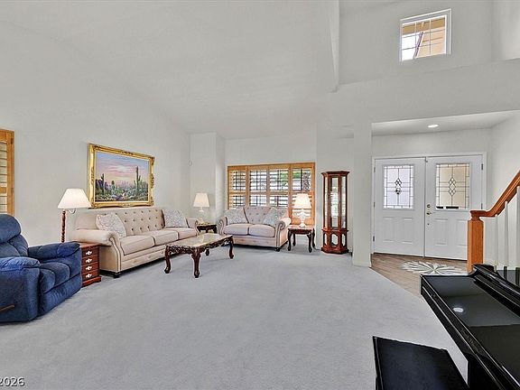 3rd image of 1016 Grey Hollow Ave