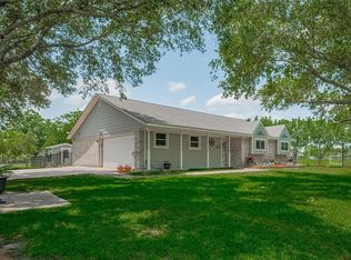 9526 Sandy Ln, Manvel, TX 77578